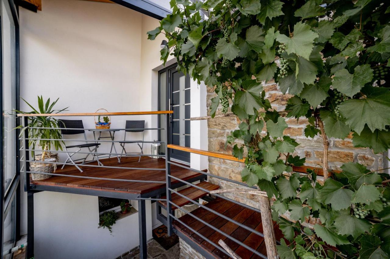Sunny Hill Apartment Vremski Britof Exterior foto